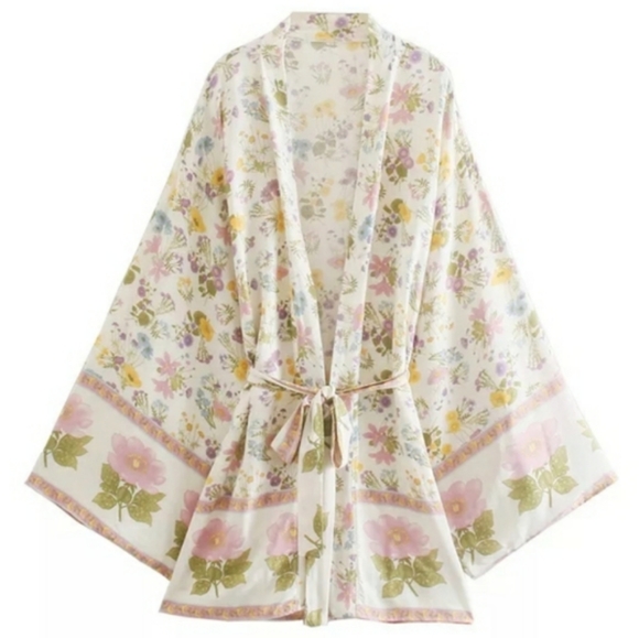 White Floral Short Cotton Kimono with Sash - Picture 14 of 14
